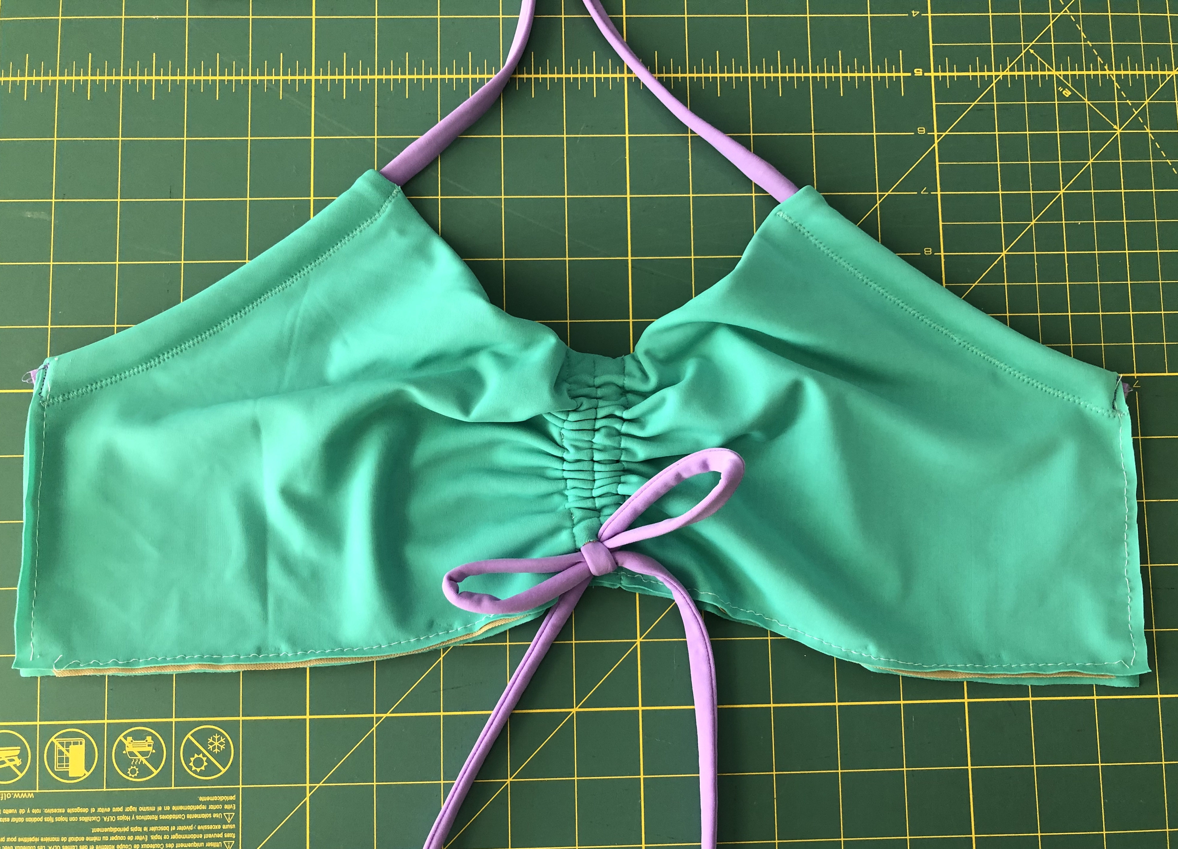 Esc bodice front